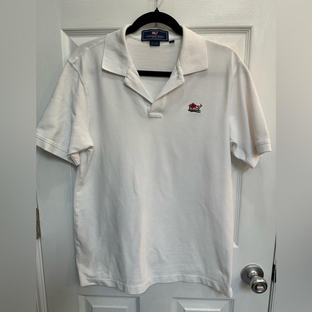 Vinyard Vines white polo in size small